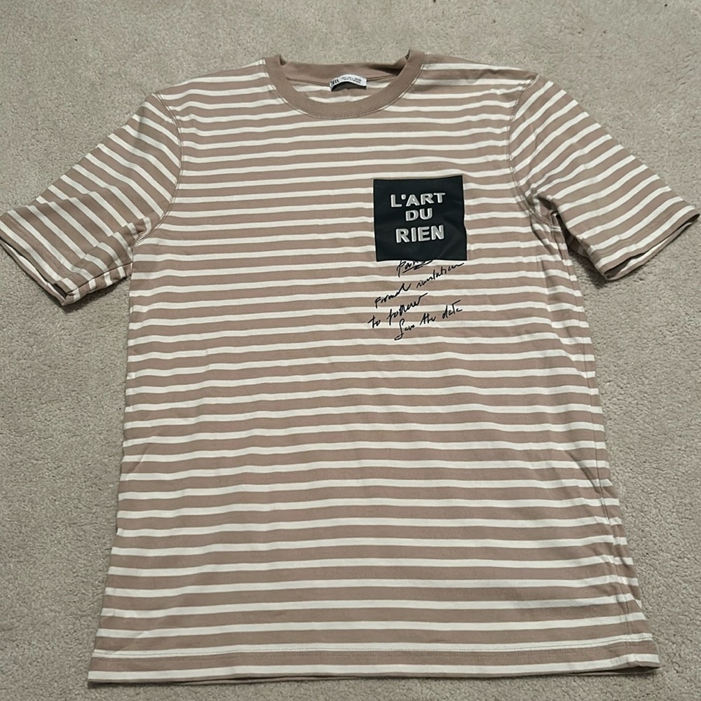 Men’s Large striped T shirt with design